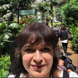 Meet your Posher, Irena